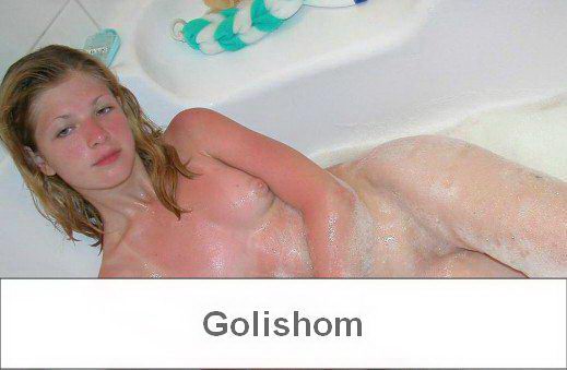 Нудисты в душе