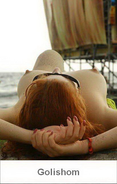 Красивые девушки нудисты на пляже Казантипа