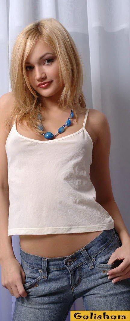 Вероника обнажила свое худенькое тело