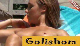 Очень красивая нудистка с отличной фигурой видео