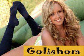 Сексуальная блондинка с огромной грудью