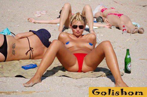 Голые на пляже