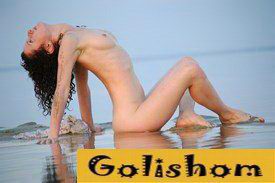 Нудистка из Риги