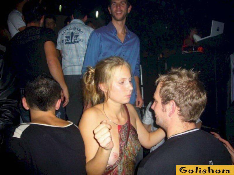 Случайно засветились на камеру Случайно засветились на камеру