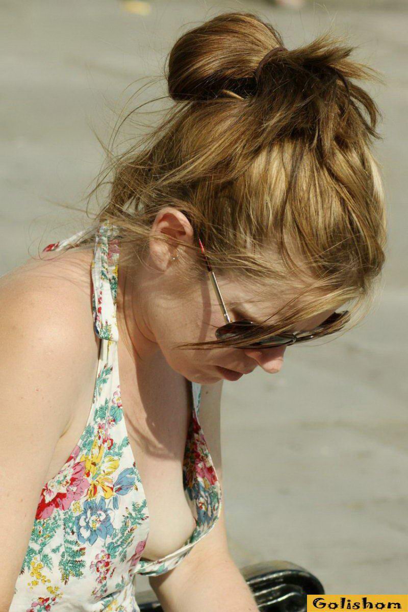 Случайно засветились на камеру Случайно засветились на камеру