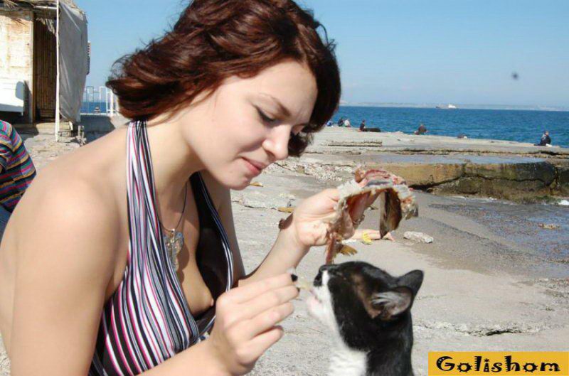 Случайно засветились на камеру Случайно засветились на камеру