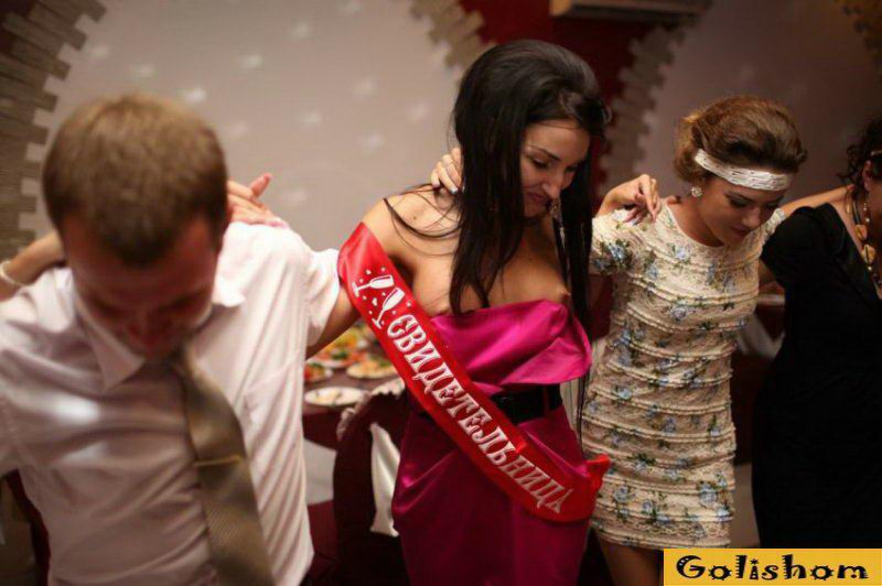 Случайно засветились на камеру Случайно засветились на камеру