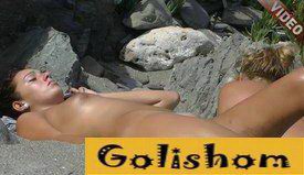 Целый час улетного видео с нудистами в HD качестве