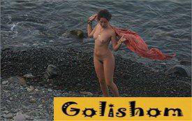 Одинокая нудистка - Скрытая фото камера