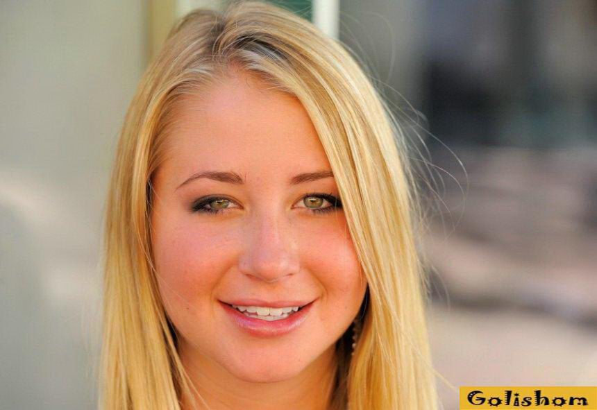 Длинноволосая нудистка в Сочи Длинноволосая нудистка в Сочи