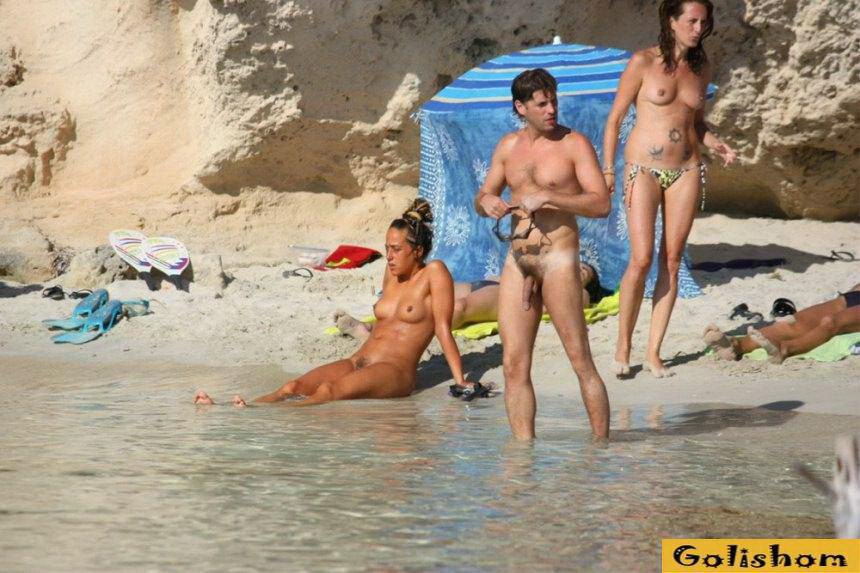 Нудистские пляжи в Испании Нудистские пляжи в Испании