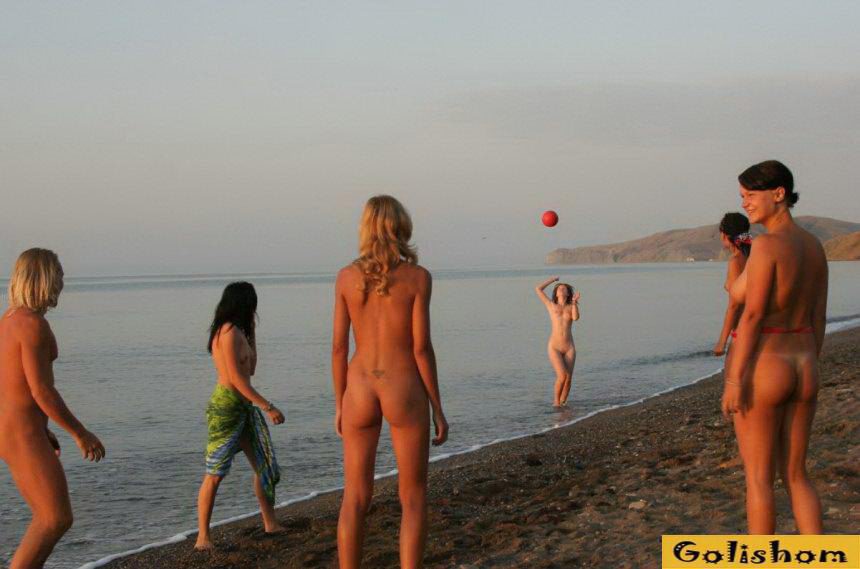 Черное море: отдых для нудистов Черное море: отдых для нудистов