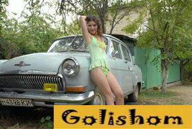 Фотосессия возле раритетной Волги-21