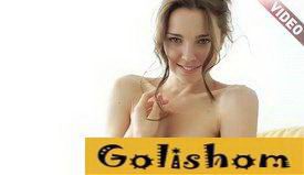 Молодая двадцатилетняя актриса обнажилась