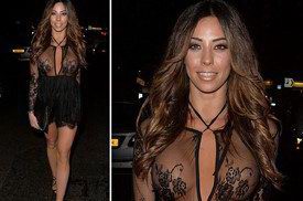 Никки Мударрис в прозрачном платье без белья