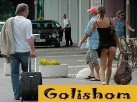 Ветер поднимает юбки