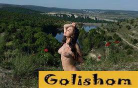 Нудистка Айгуль из Казахстана