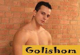 Голый мужик дрочит