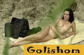 Скрытая камера на нудистском пляже