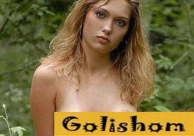 Нудистка дня - Лесное мгновение