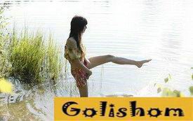 Без трусиков на речке