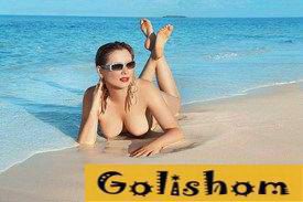 Голая Лена Ленина на пляже в Сен-Тропе