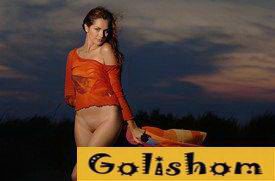 Нудистка дня - Ночная бабочка на пляже!