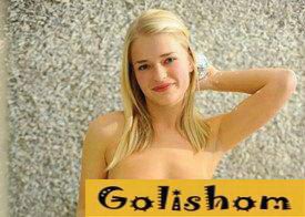 Бурная волосатость на лобке блондинки