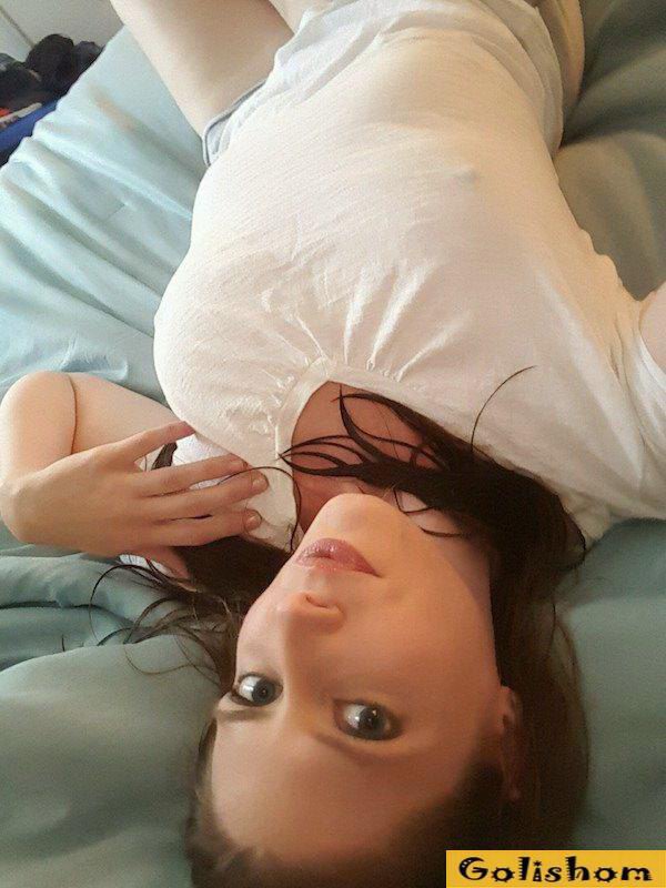 Девушки которые не любят носить лифчик Девушки которые не любят носить лифчик