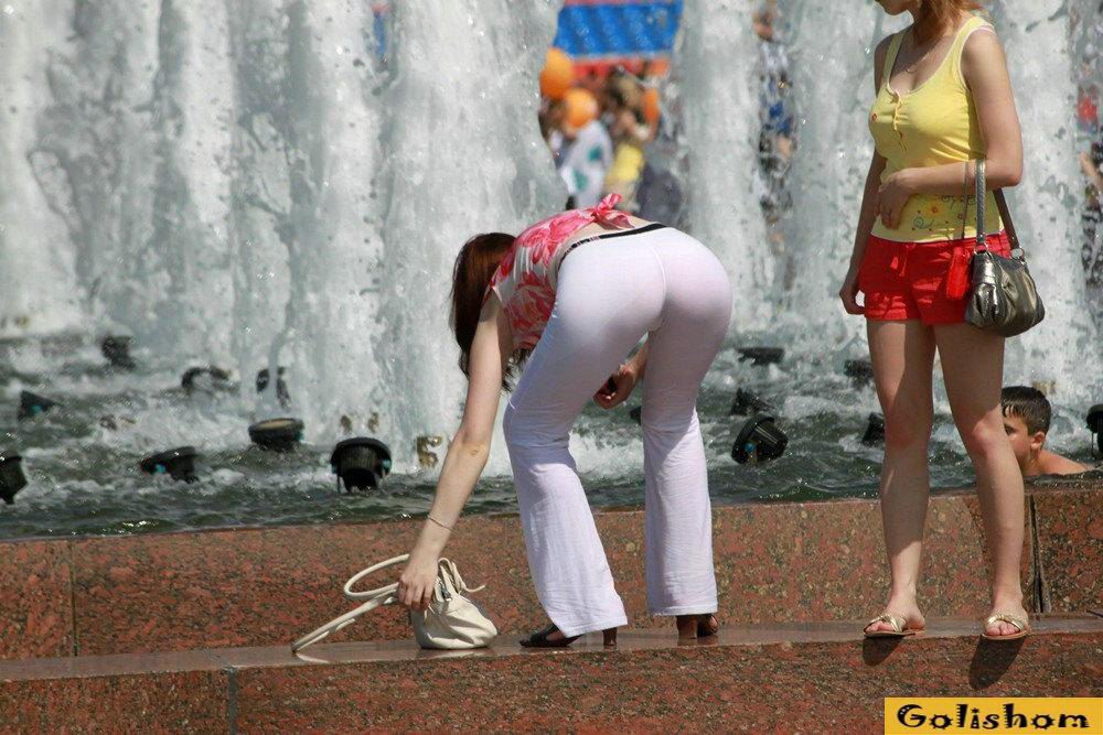 Пикантные засветы с девушками Пикантные засветы с девушками