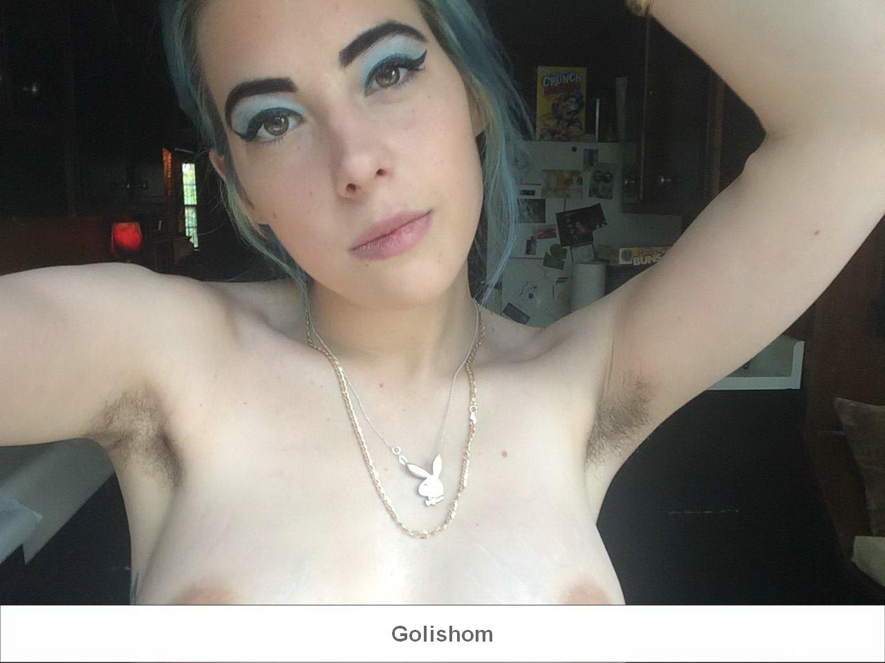 Девушка которая не любит подбриваться Девушка которая не любит подбриваться