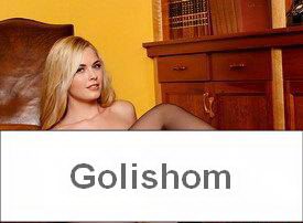 Блондинка в чулках в библиотеке