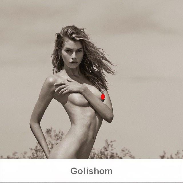 В Instagram набирает популярность новый тренд - «Рука вместо лифчика» В Instagram набирает популярность новый тренд - «Рука вместо лифчика»