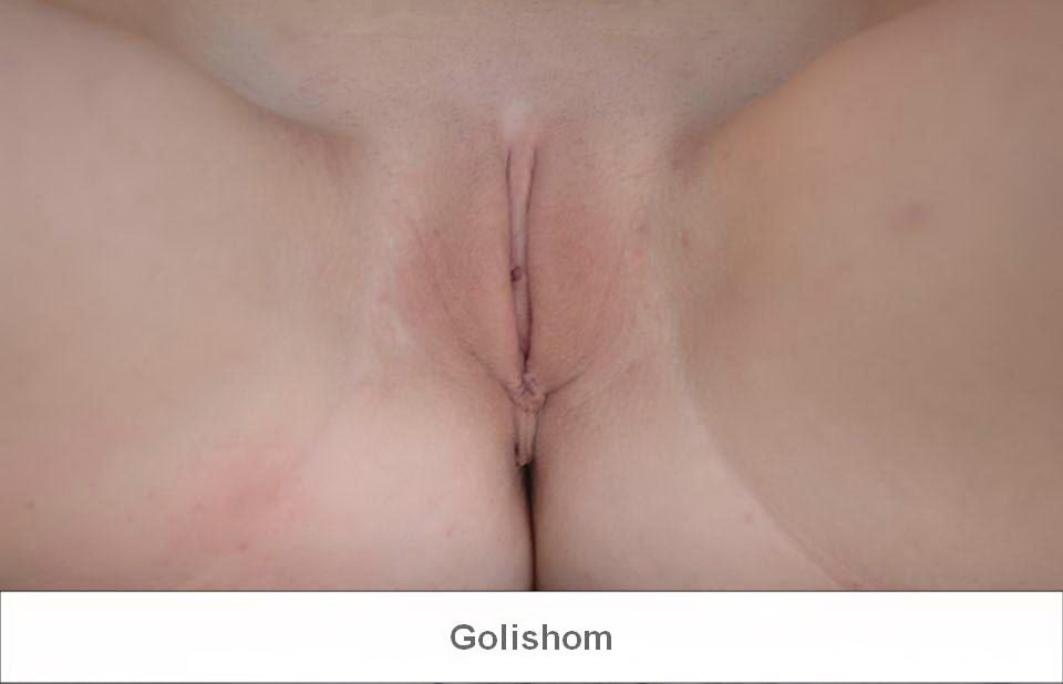 Белокурая красотка и писька крупным планом Белокурая красотка и писька крупным планом