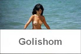 Шикарные фото с пляжа нудистов