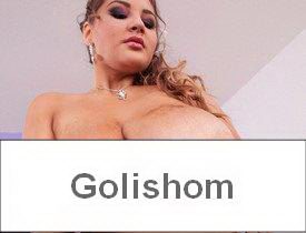 Пухлая телочка с огромными буферами