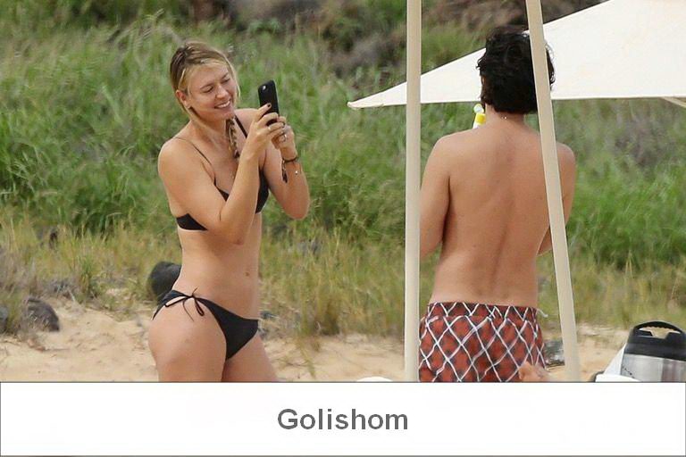 Мария Шарапова засветилась на пляже в бикини Мария Шарапова засветилась на пляже в бикини