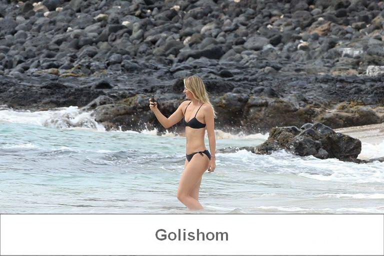 Мария Шарапова засветилась на пляже в бикини Мария Шарапова засветилась на пляже в бикини