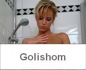 Большие натуральные сиськи купаем в душе