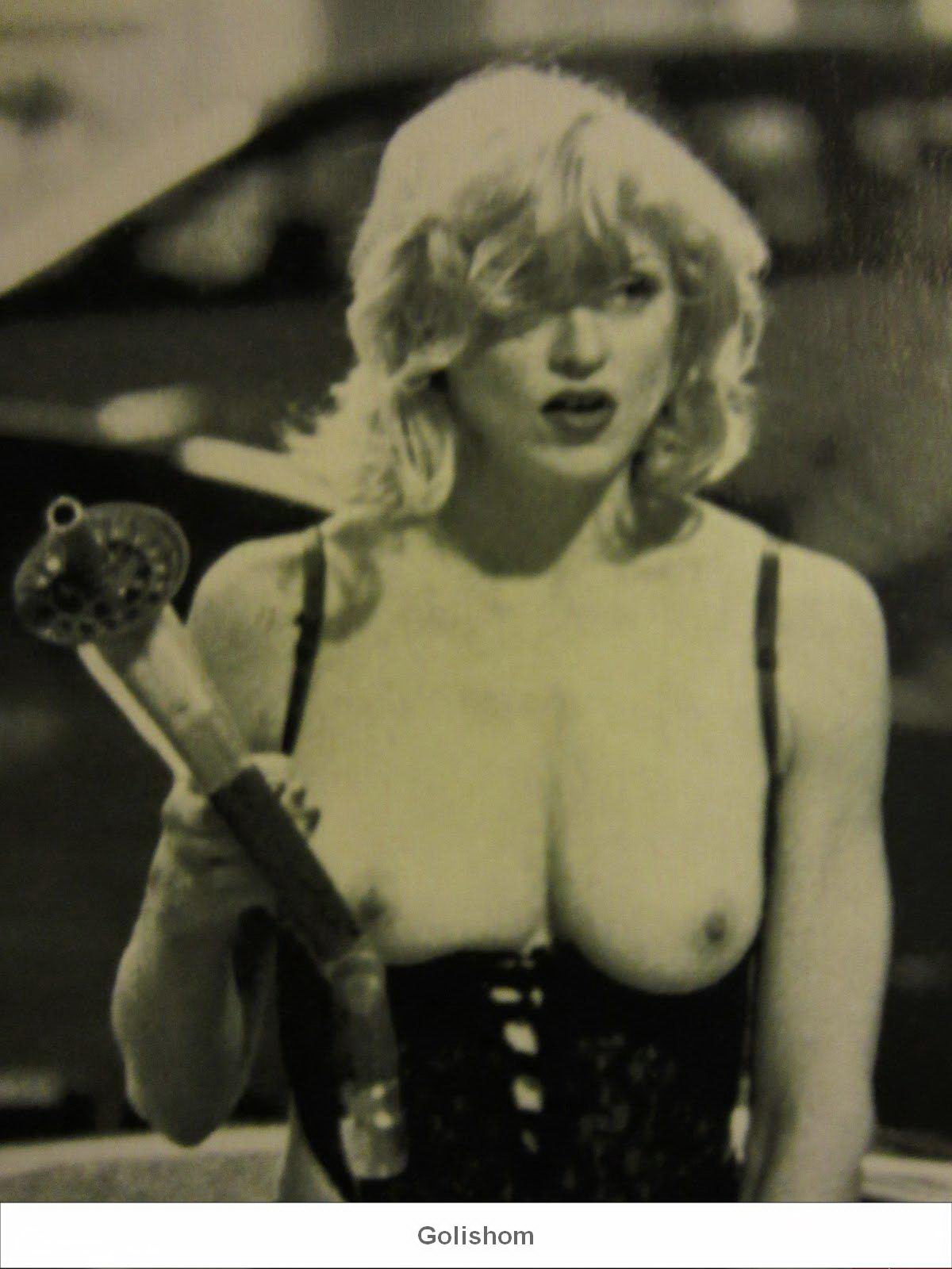 Эксклюзивные фото голой Мадонны (58 фото) Эксклюзивные фото голой Мадонны (58 фото)