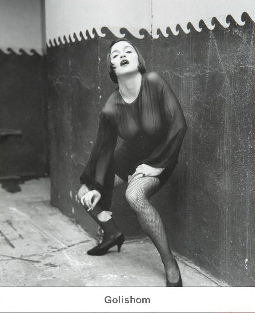 Эксклюзивные фото голой Мадонны (58 фото) Эксклюзивные фото голой Мадонны (58 фото)