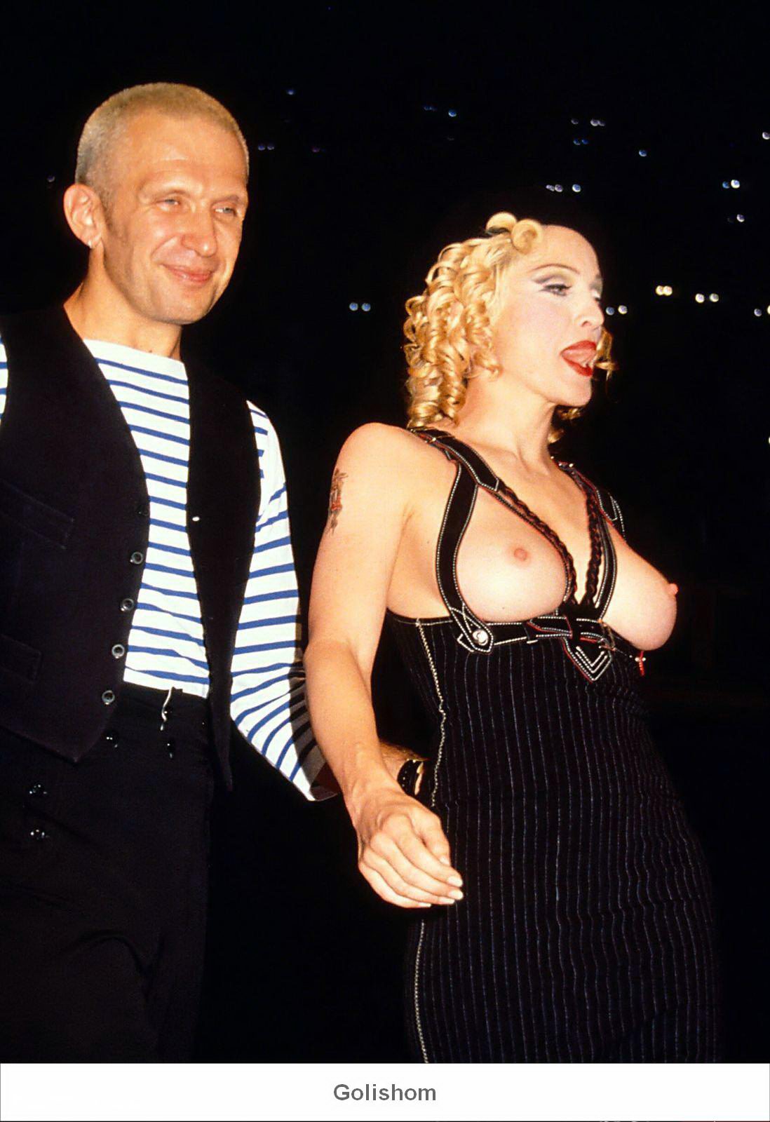 Эксклюзивные фото голой Мадонны (58 фото) Эксклюзивные фото голой Мадонны (58 фото)