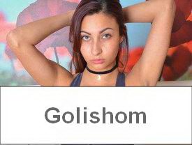 Сняла лосины и показала свою упругую попку