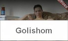 Сисястая мастурбирует дома - видео