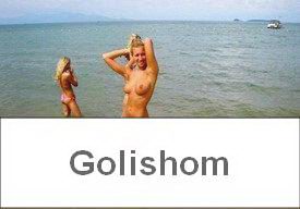 Нудисты на пляже голышом