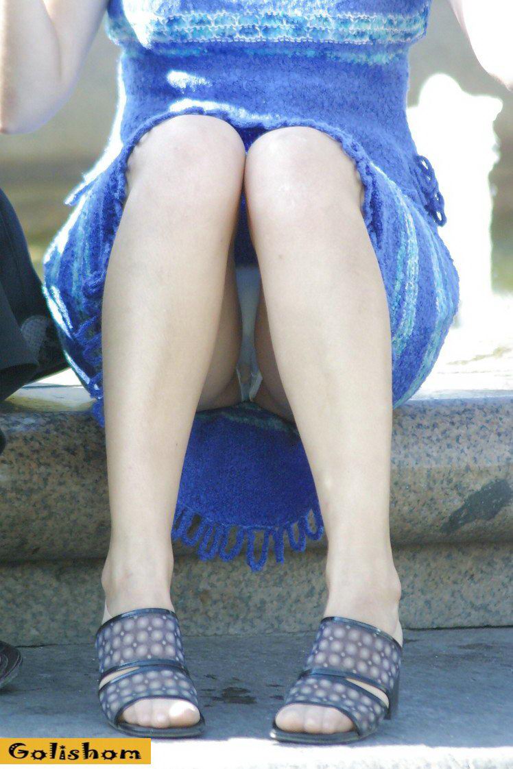 Девушки которые случайно засветили трусики Девушки которые случайно засветили трусики