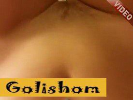 Красотка ласкает себя и сама снимает на камеру - видео