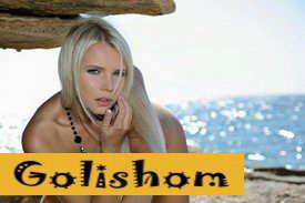 Нудистка-блондинка из Швейцарии