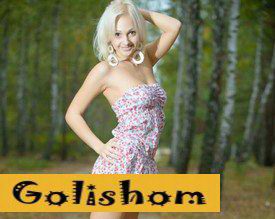 Русская нудистка - Прогулка голышом по березовой роще