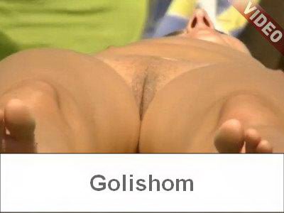 Видео с пляжа голых нудистов в Испании в HD качестве